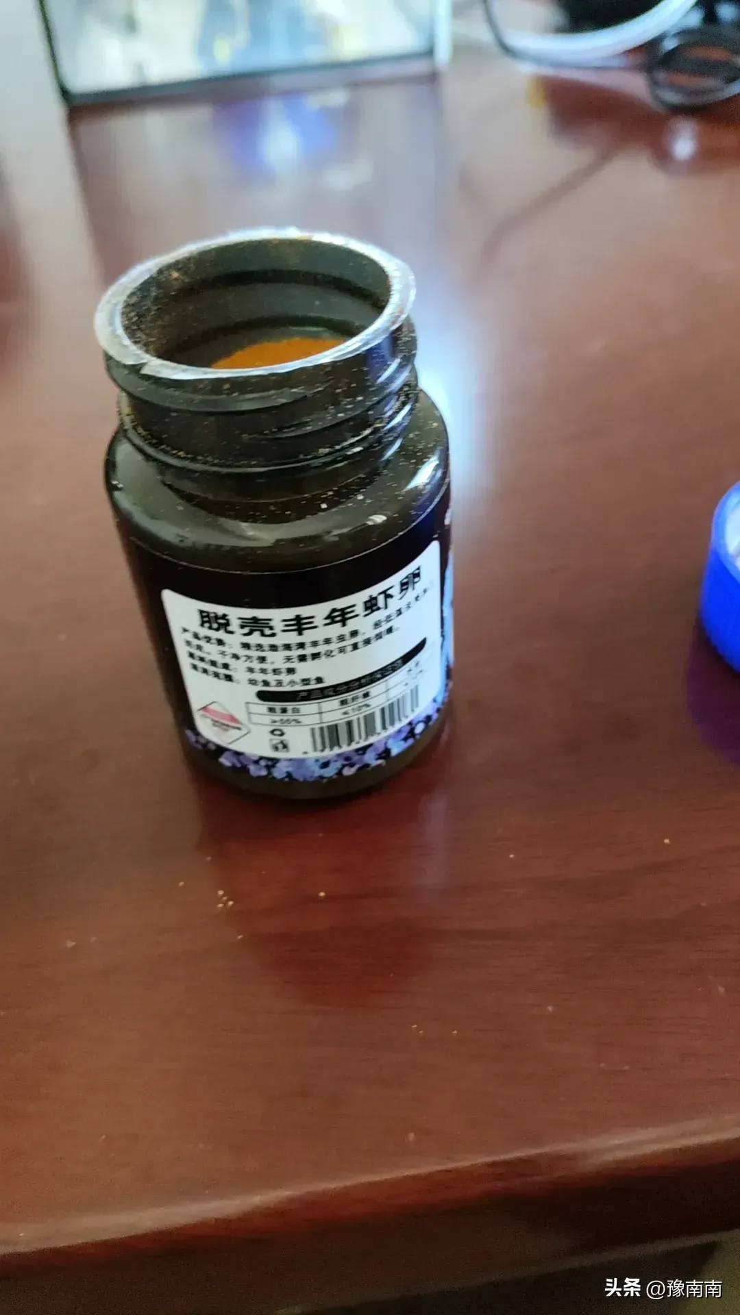 “令人震惊”。郑州某银行客户经理席某，以其美貌和擅长交际而闻名，-IS充值【0】