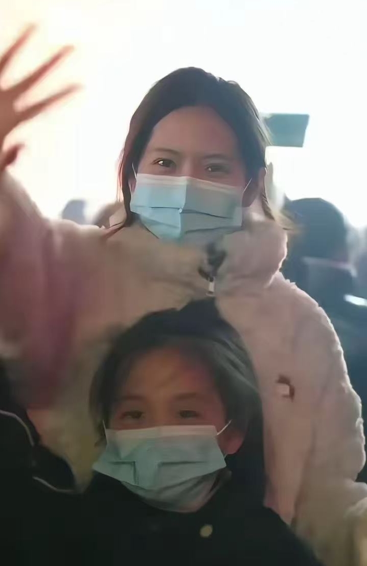 阿坝旅游小姑妈找到了,年仅31岁,被冲远20公里,丈夫:我不怪你